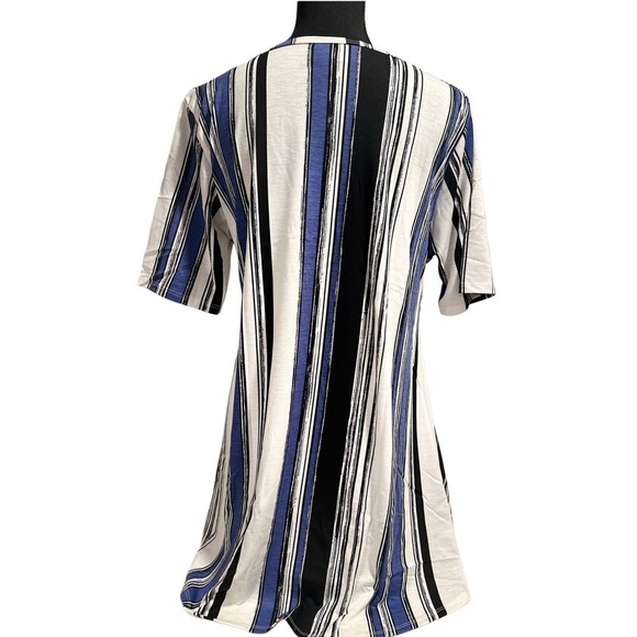 LulaRoe Perfect Tee Swing Top Tunic Half Sleeve Loose Fit Stretchy Soft Large - Picture 7 of 15